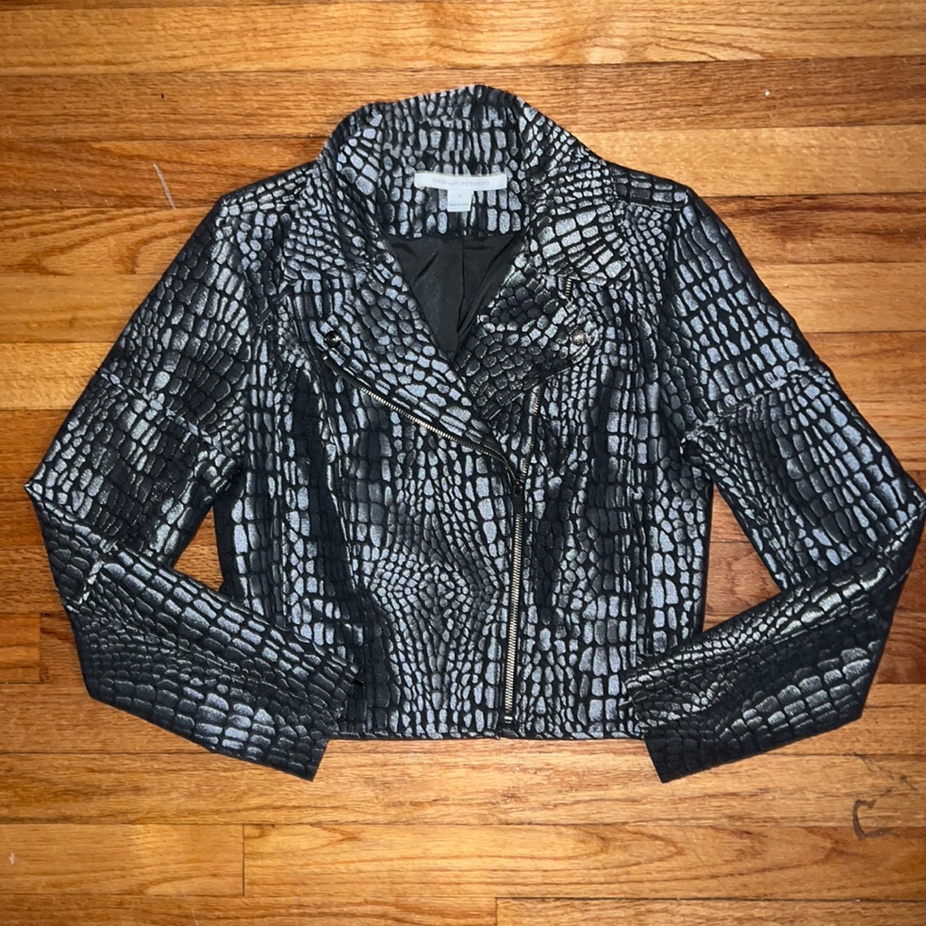 Diane Von Furstenberg Metalic Print Blazer Size 2